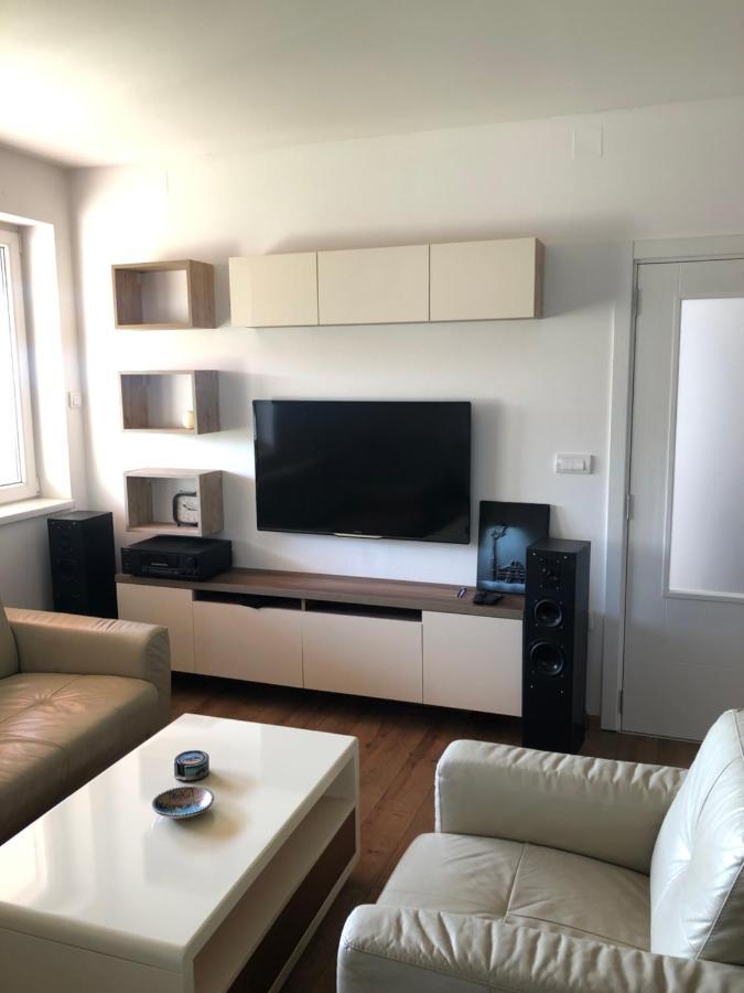 Sakota Family House Διαμέρισμα Sremska Kamenica Εξωτερικό φωτογραφία